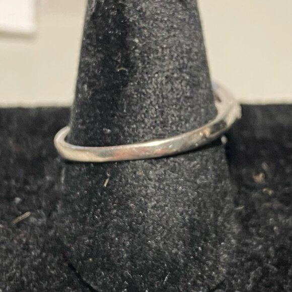 Ring Size 8.5 Blue Sapphire CZ Cubic Zirconia Sterling Silver 925 - Picture 3 of 10